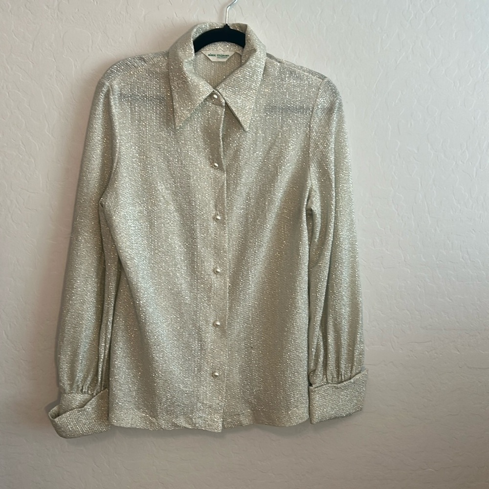 Vintage 1970s Silver Top Size Medium.